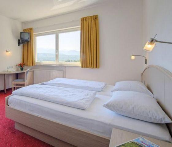 Pension Steingarten Eppan an der Weinstraße Kamer foto
